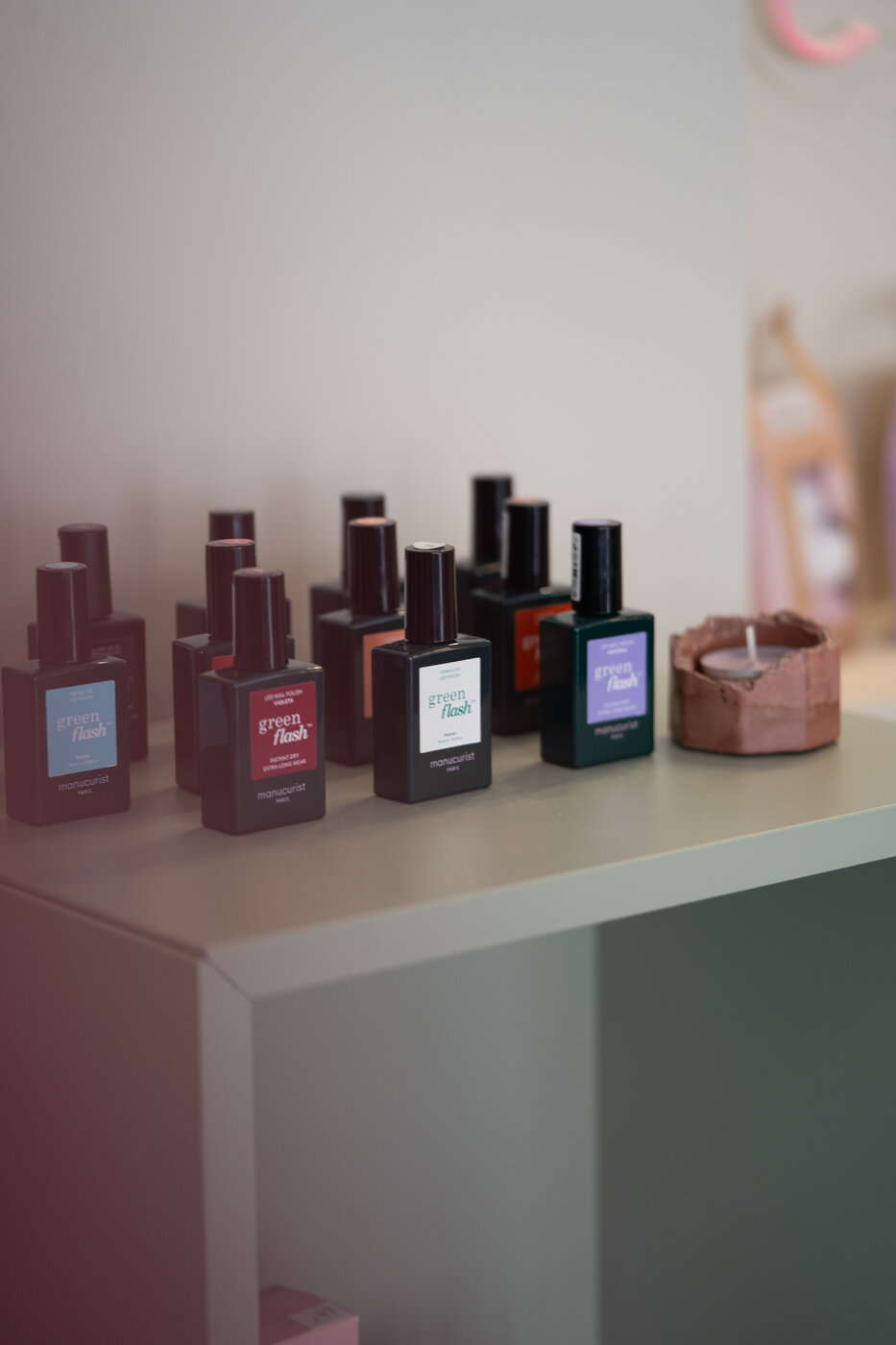 Produtos Manucurist e Green Flash usados na Be You Concept Beauty